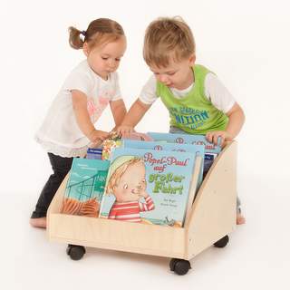 Handgearbeitete Bücherkiste aus Holz auf Rädern für Kinder von FLIXI!